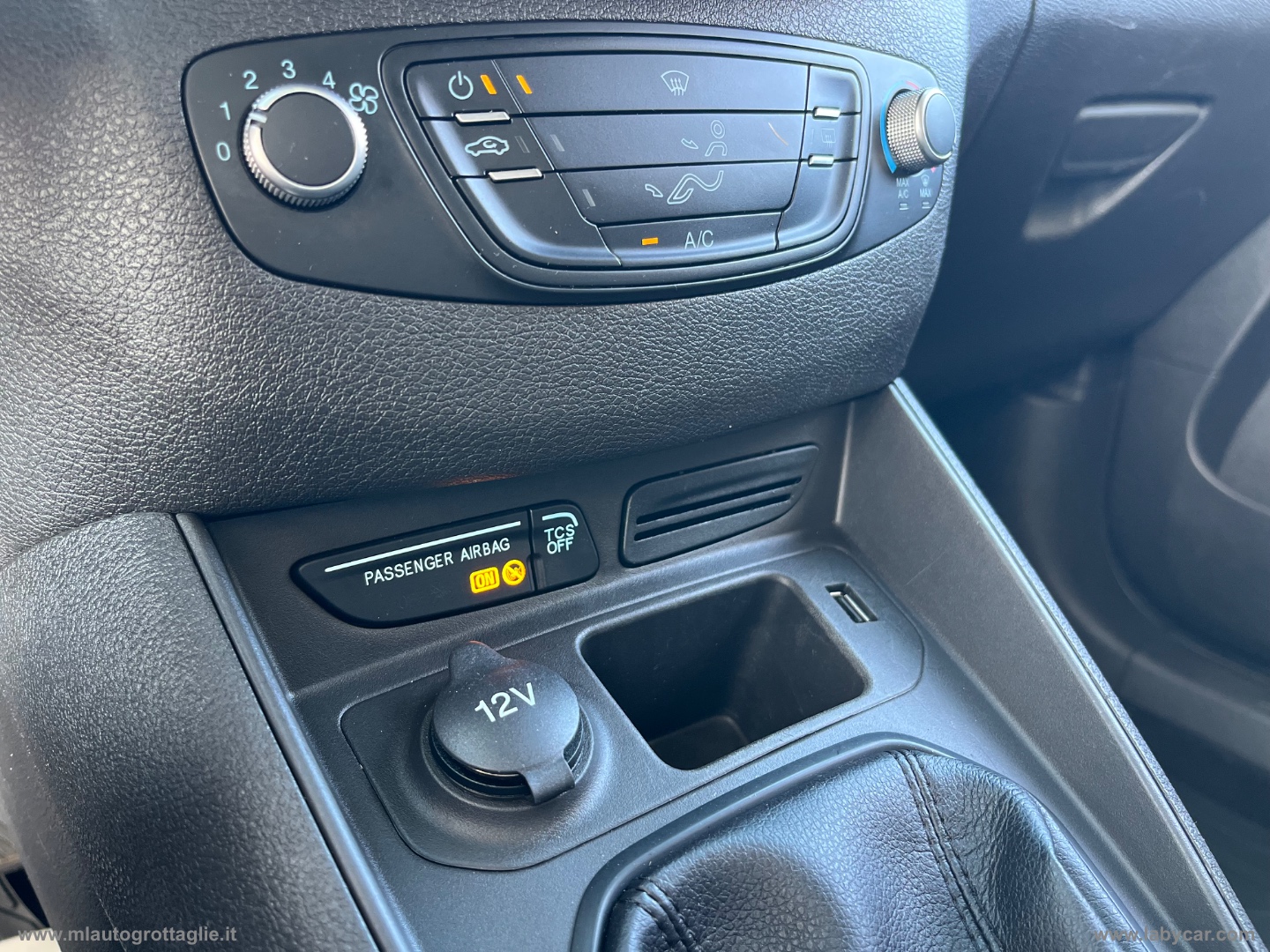 Tourneo Courier 1.5 TDCI 75 CV Sport - immagine 22