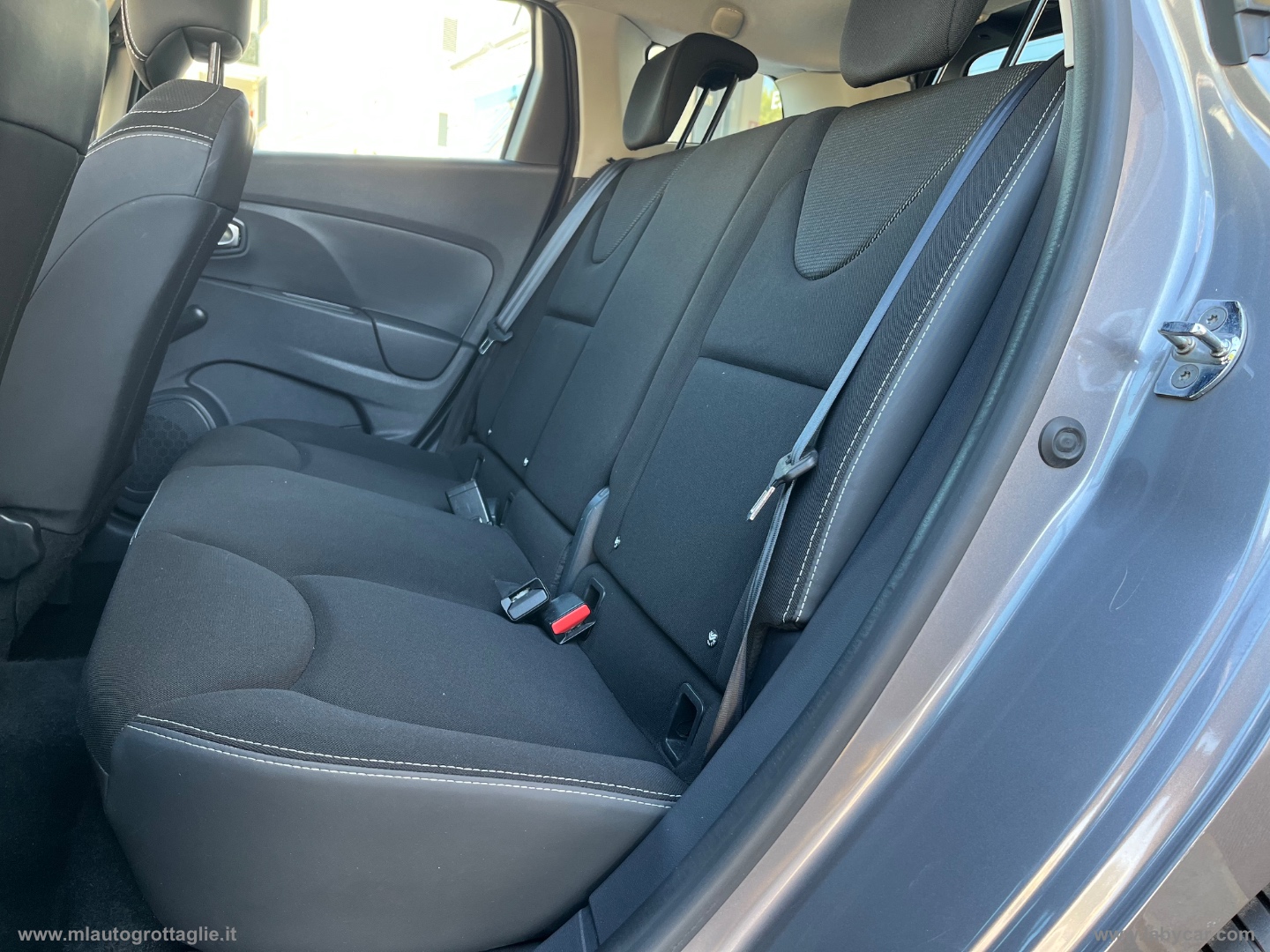 Clio Sporter dCi 8V 75 CV S&S Energy Zen - immagine 22