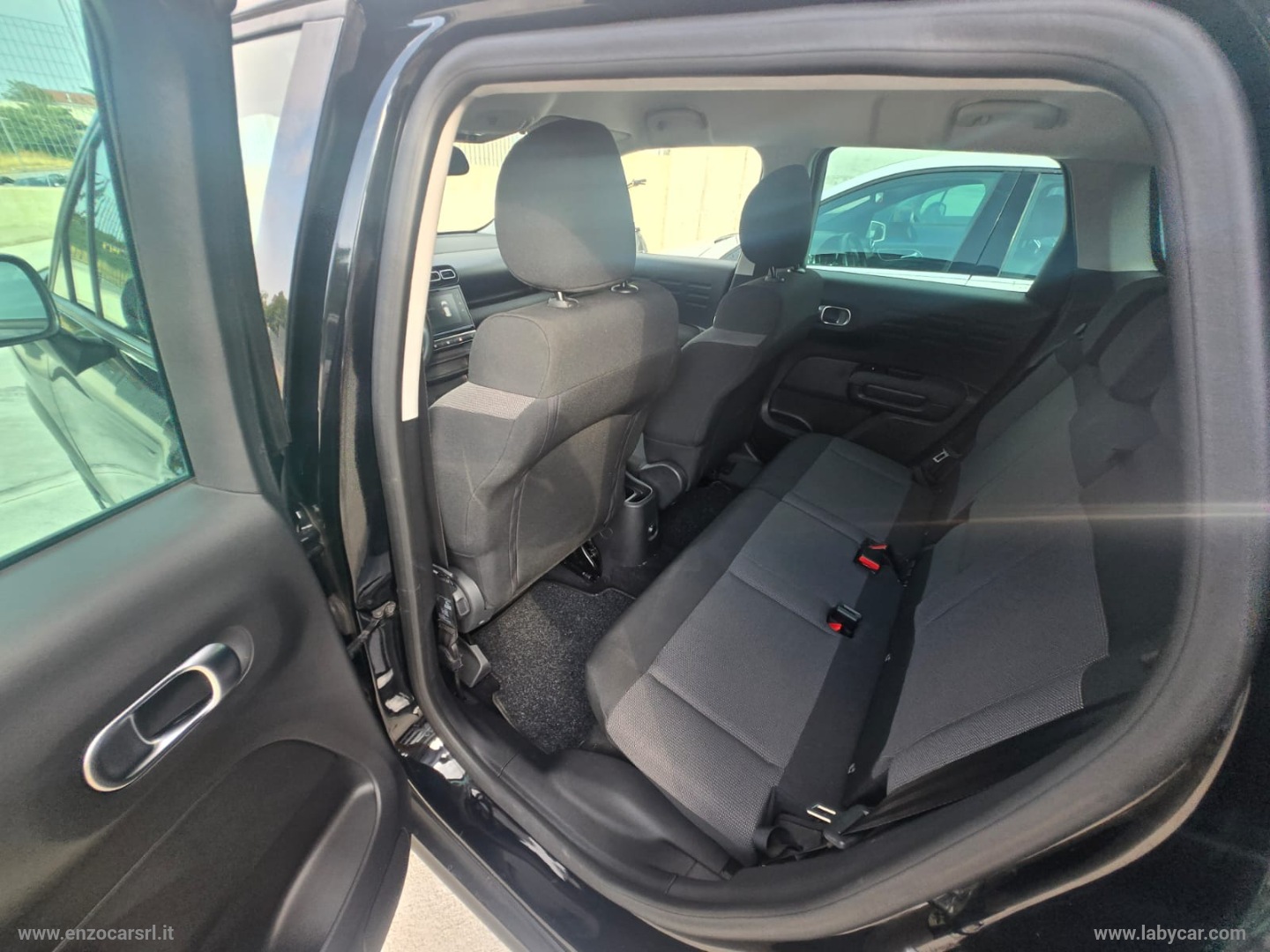 C3 Aircross BlueHDi 120 S&S EAT6 Shine 2020 - immagine 22