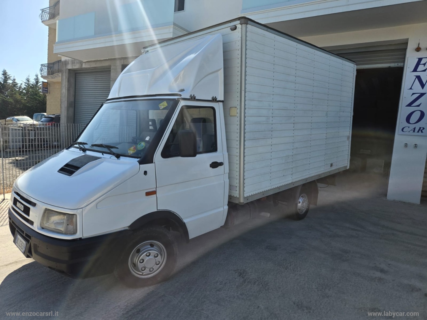 Daily 30.8 2.8 D PL Cabinato Basic PATENTE B - immagine 22