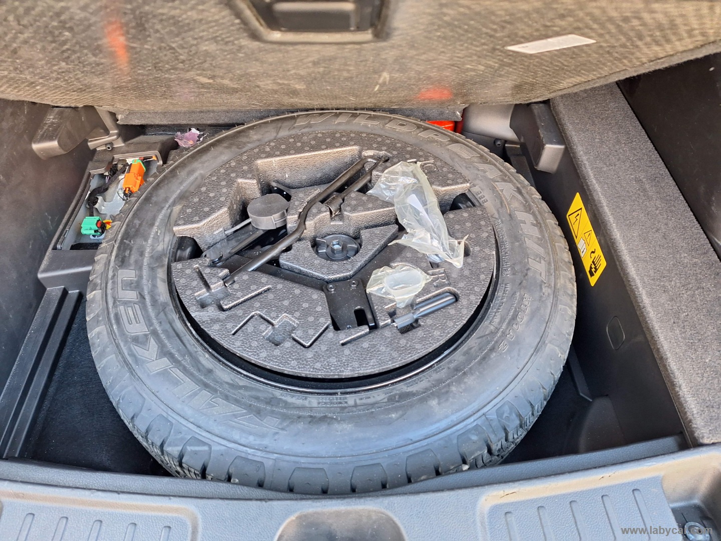 Compass 1.3 T4 240CV PHEV AT6 4xe TRAILHAWK - immagine 22