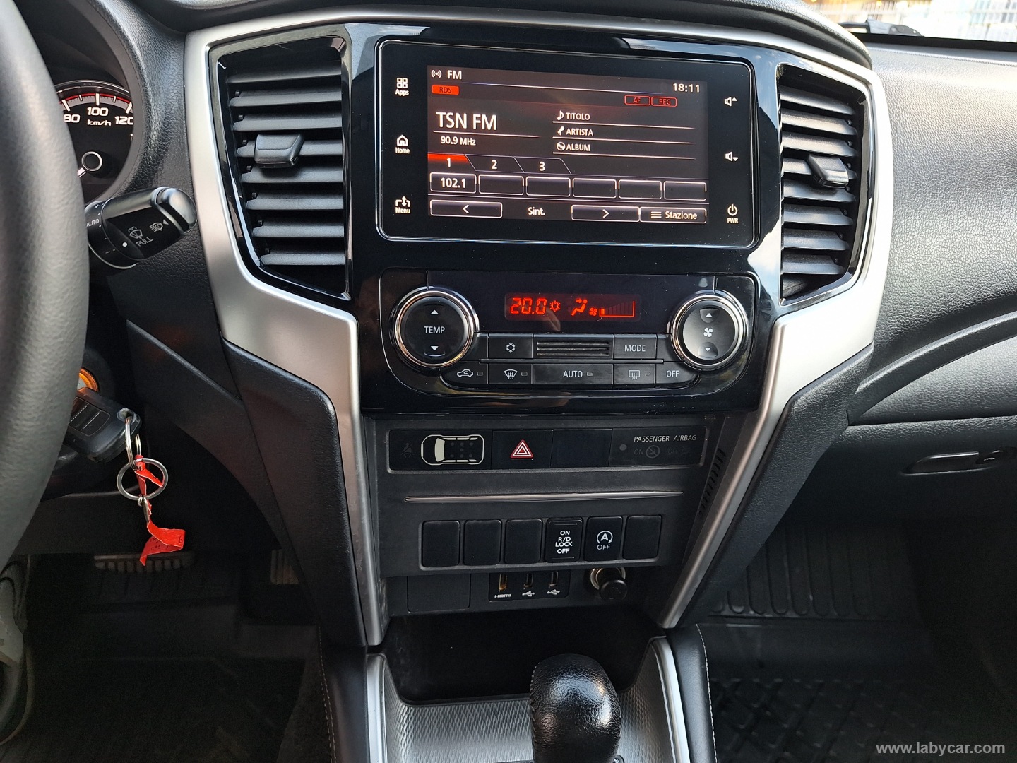 L200 2.3 D DoubleCab 4x4 AUTO RIDOTTE BLOCCAGGIO - immagine 22