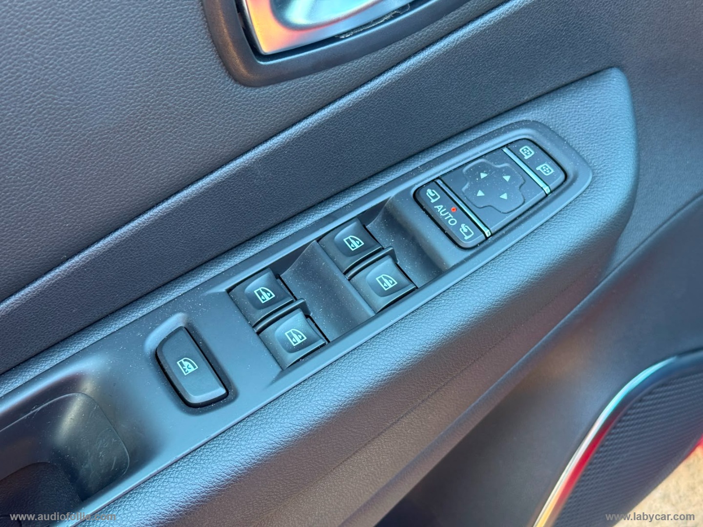 Captur dCi 8V 110 CV S&S Energy Intens - immagine 22