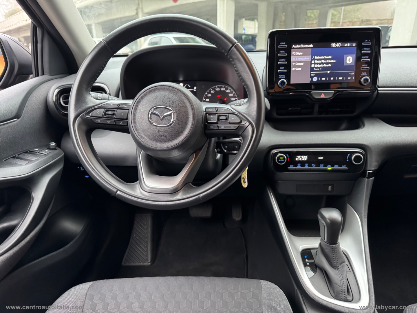 Mazda2 Hybrid 1.5 VVT Pure - immagine 22