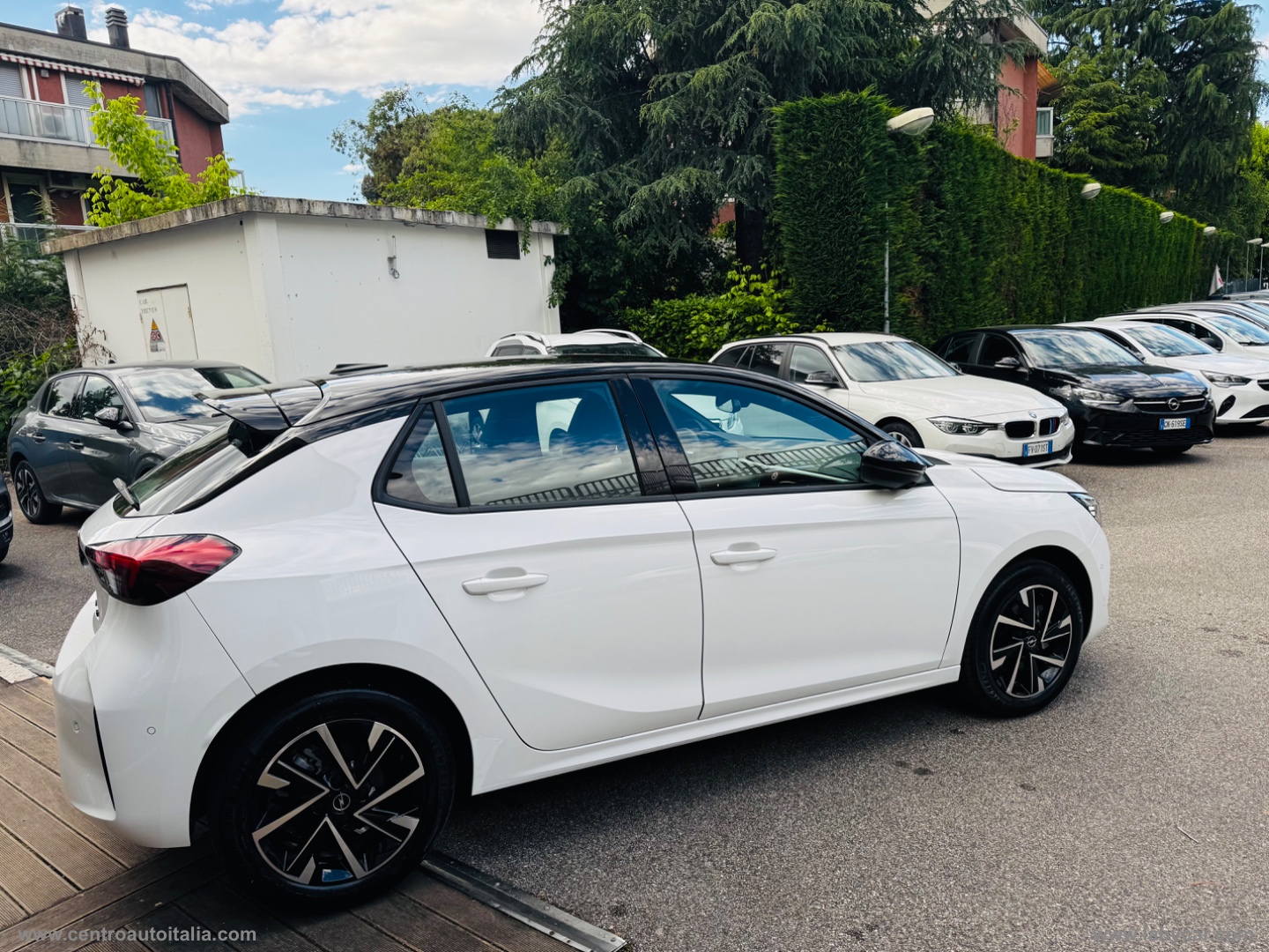 NUOVA Corsa 1.2 100 CV aut. GS - immagine 22