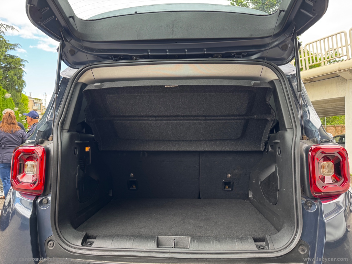 Renegade 1.5 T4 MHEV Altitude - immagine 22