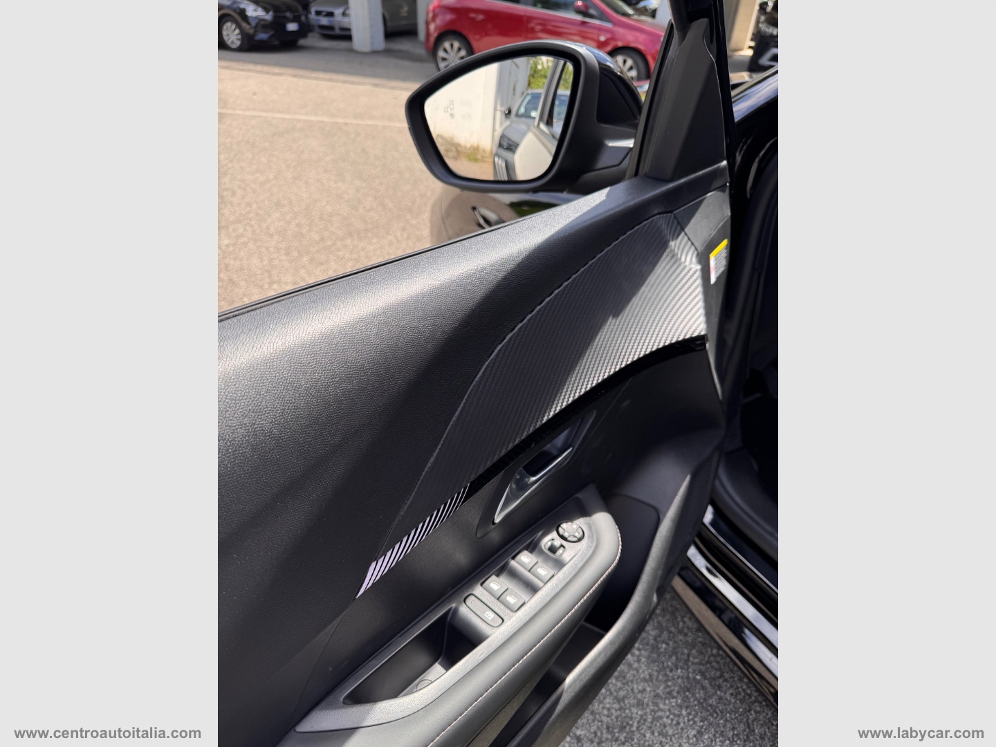 NUOVA 208 Turbo 100 CV 5p. Allure MT6 - immagine 22