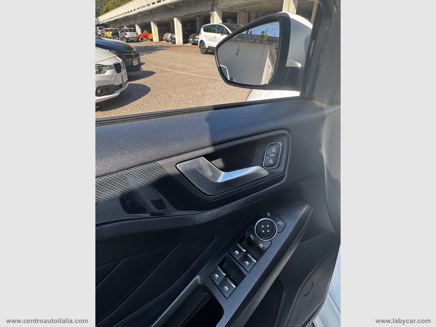 Focus 1.5 EcoBlue 120CV 5p. ST Line - immagine 22