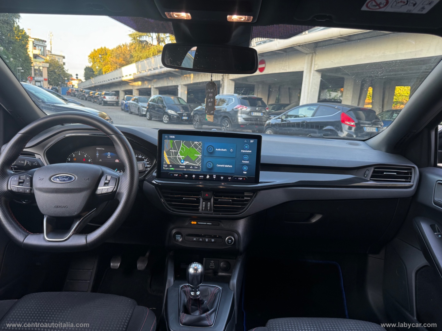 Focus 1.0 EcoBoost Hybrid 125CV 5p.ST LINE - immagine 22