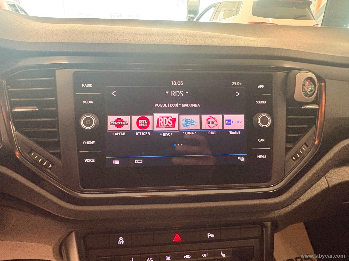 T-Roc 1.6 TDI SCR Business BlueMot.Tech. - immagine 22