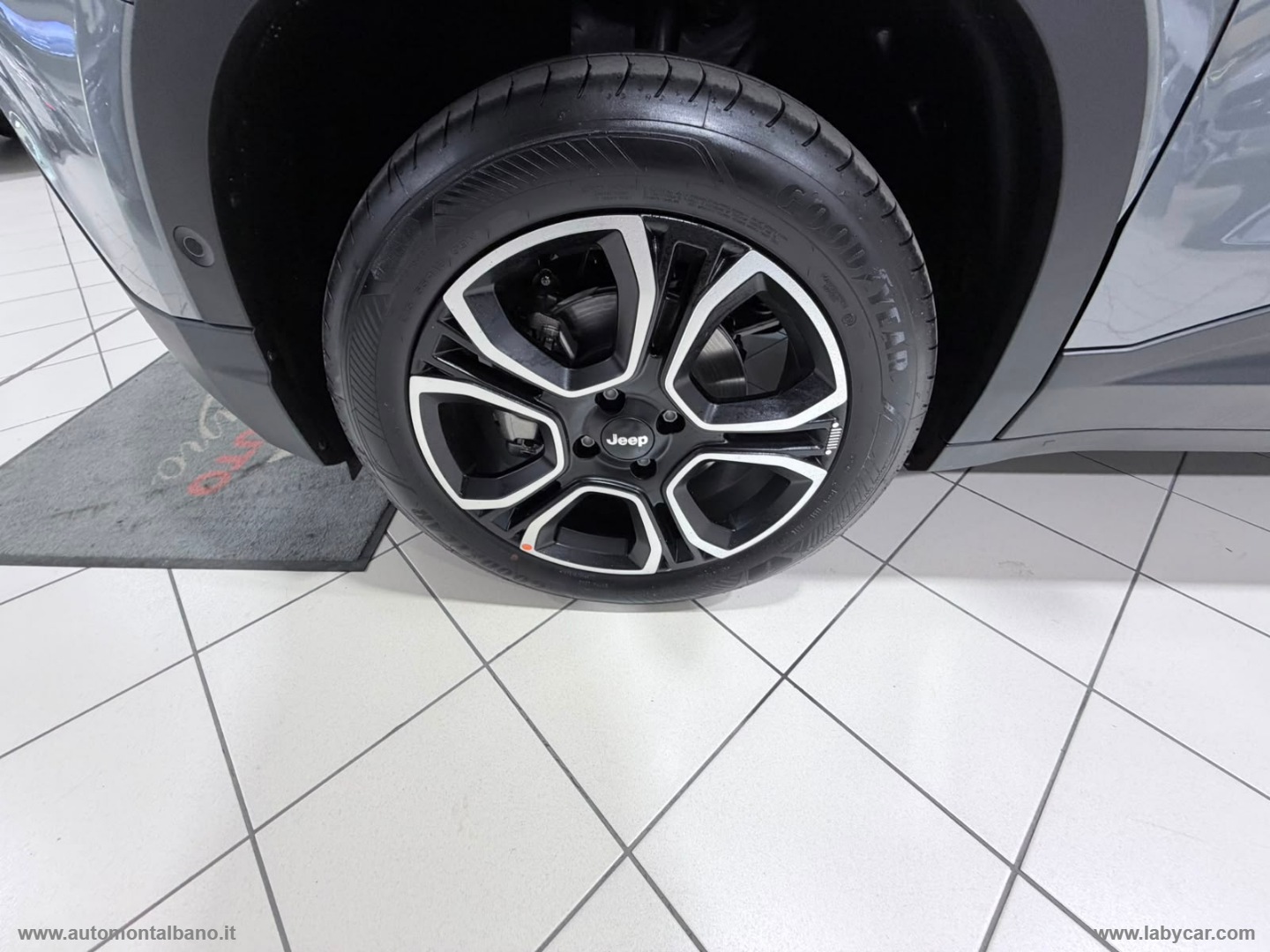 Avenger 1.2 Turbo 110CV e-Hybr. Summit - immagine 22