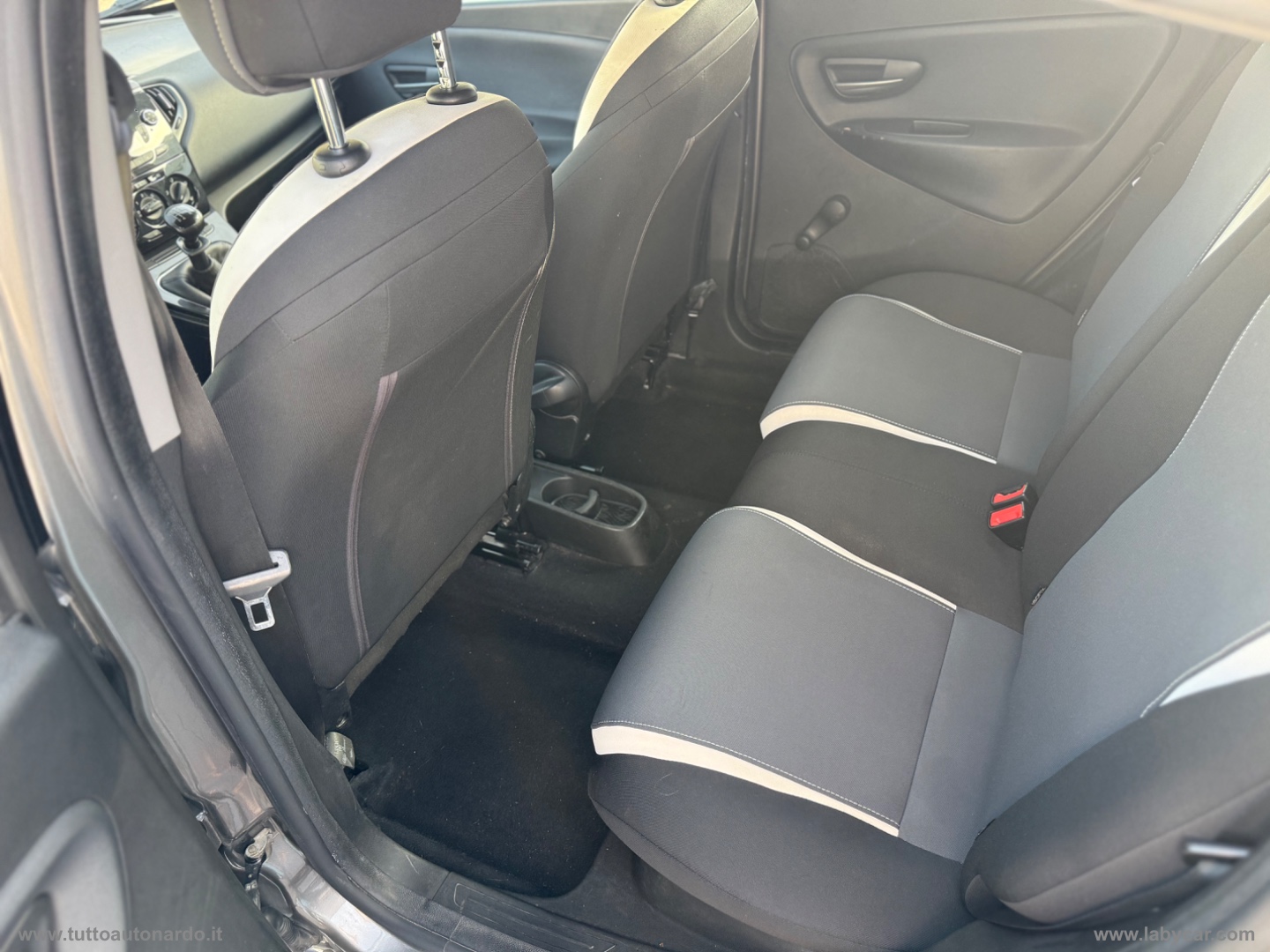Ypsilon 1.2 69 CV 5p. Platinum - immagine 22