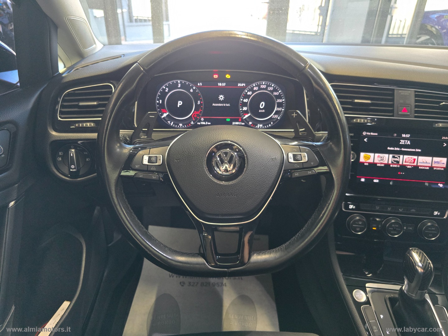 Golf 2.0 TDI DSG 5p. Sport BMT - immagine 22