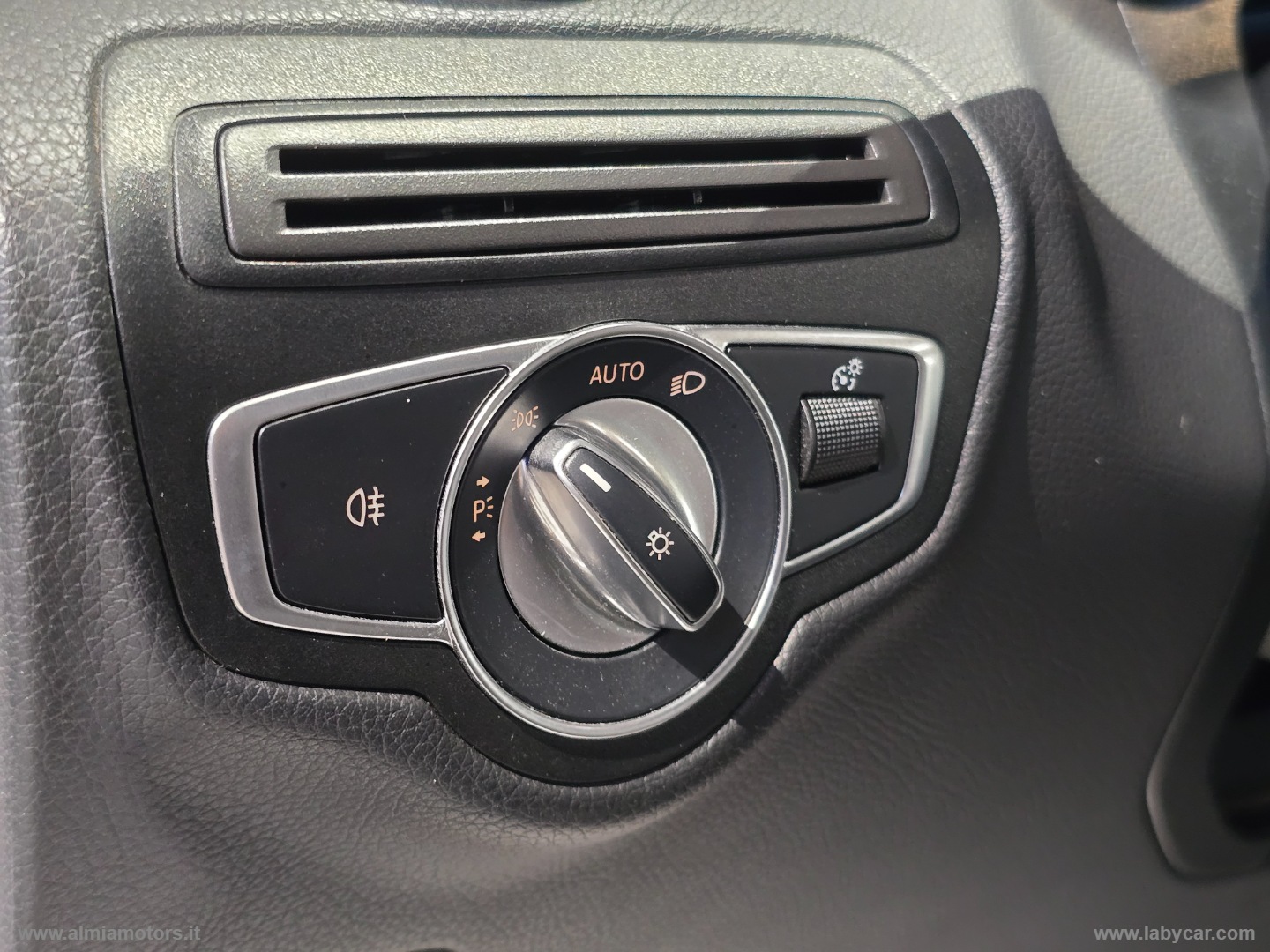 GLC 300 d 4Matic Premium Plus - immagine 22