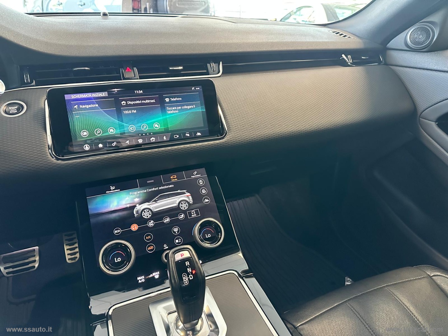 RR Evoque 2.0D L.Flw 150 AWD R-Dyn.HSE TAGLIANDI CERTIFICATI!! - immagine 22
