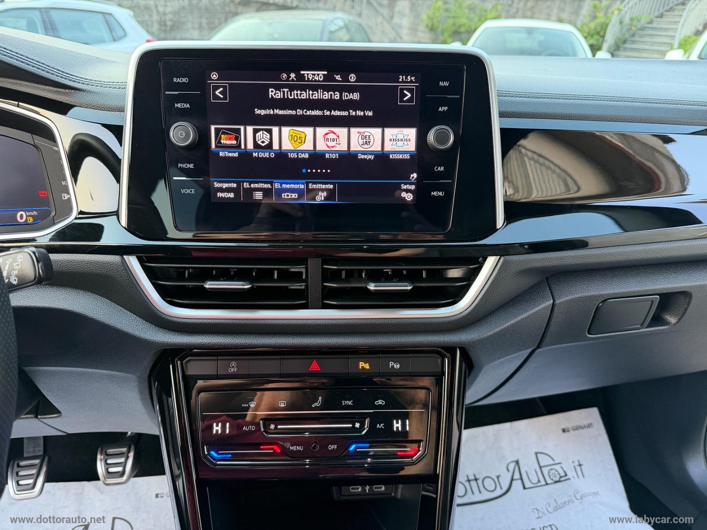 T-Roc 2.0 TDI SCR R-Line - immagine 22