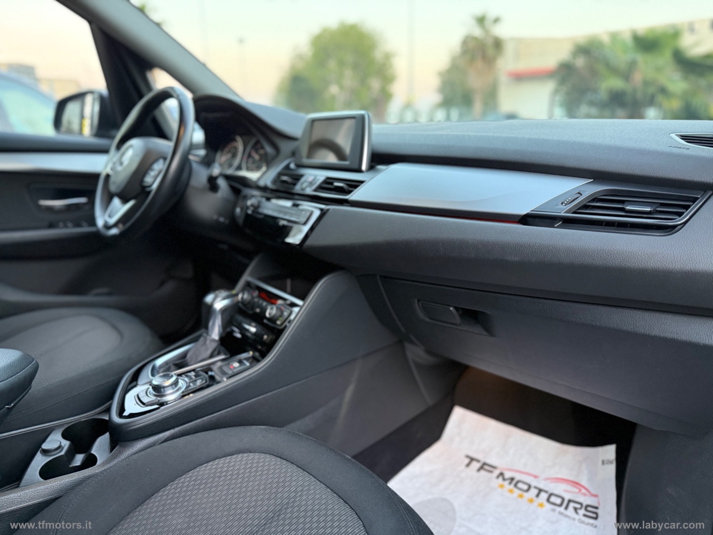 218d Active Tourer Advantage aut. - immagine 22