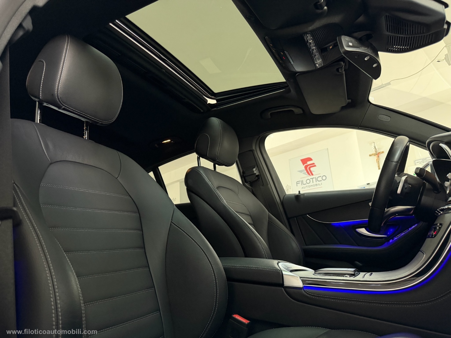 GLC 300 d 4Matic Coupé Premium Plus TETTO APRIBILE- GANCIO TRAINO - LUCI AMBIENT - immagine 23