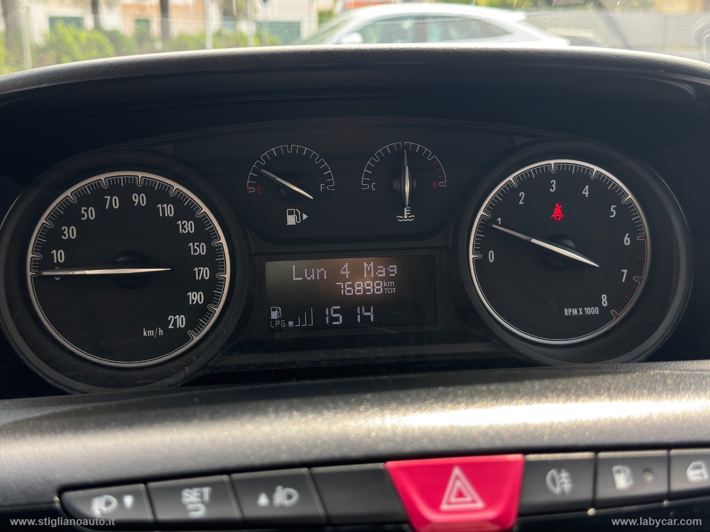 Ypsilon 1.2 69 CV 5p. GPL Ecochic Silver - immagine 23