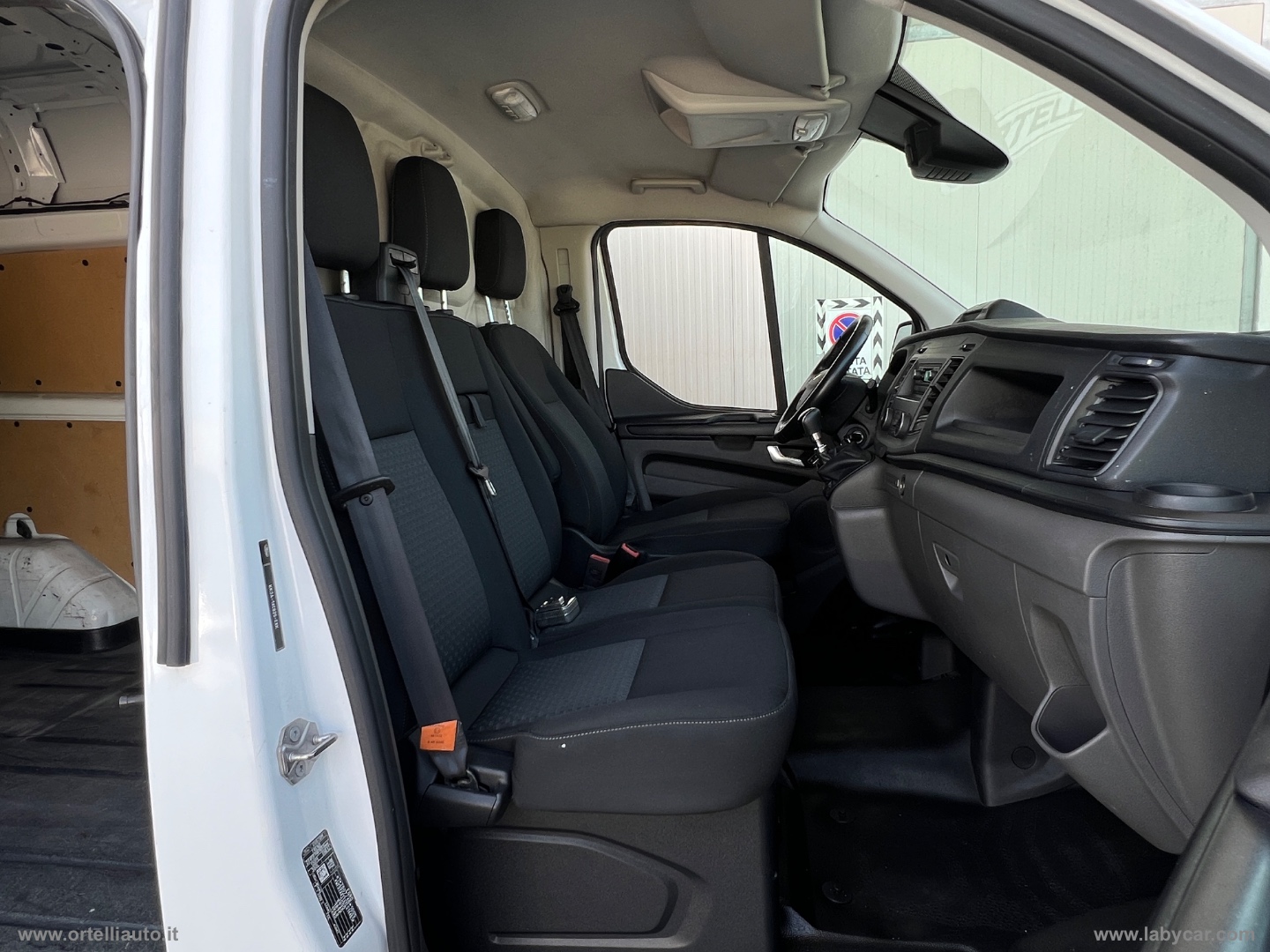 Tran.Cust.300 2.0EcoB.130 L2H2 F.Trend FORD TRANSIT CUSTOM 300 L2H2 PLTA 2.0 CDTI 130 Cv + IVA - immagine 23