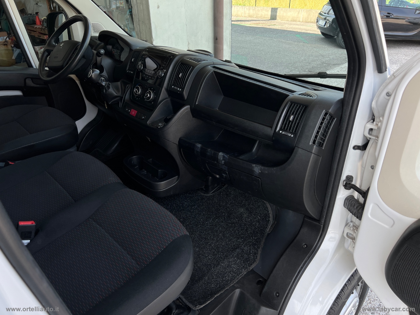 Boxer 330 BlueHDi 140 S&S PM-TM Furg. +IVA - immagine 23