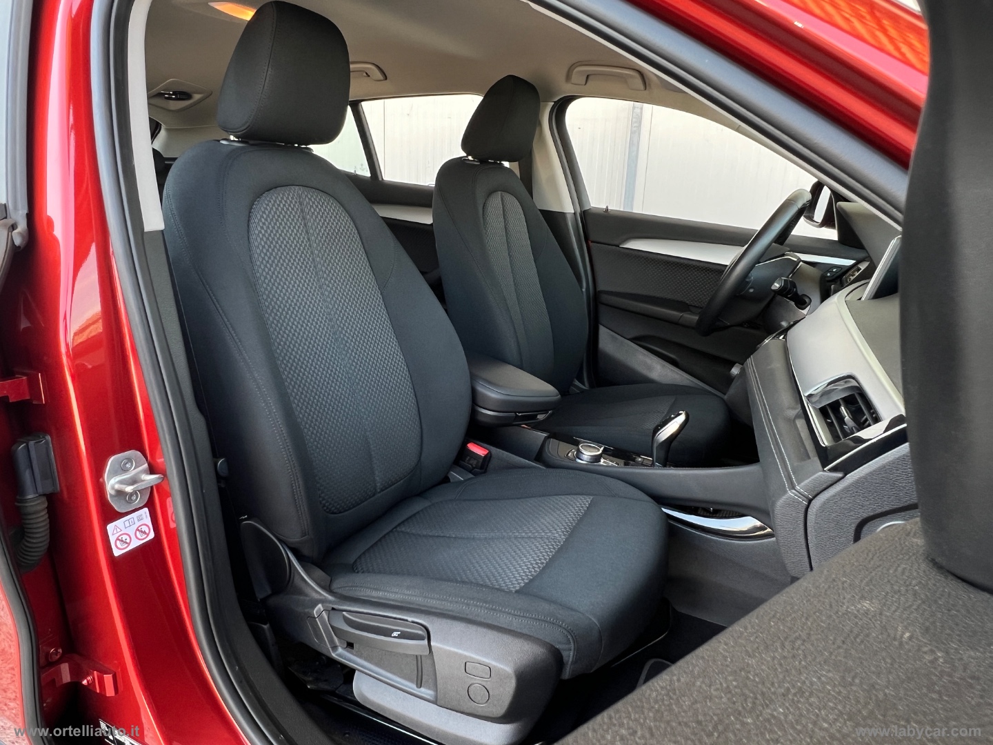 X2 xDrive18d Business-X - immagine 23