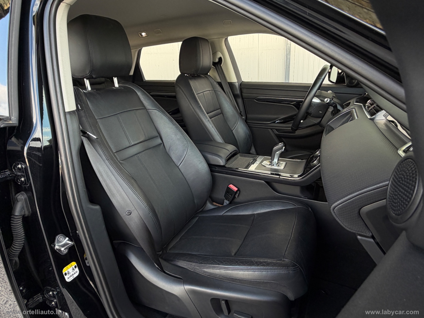 RR Evoque 2.0D 150 CV AWD Auto S - immagine 23