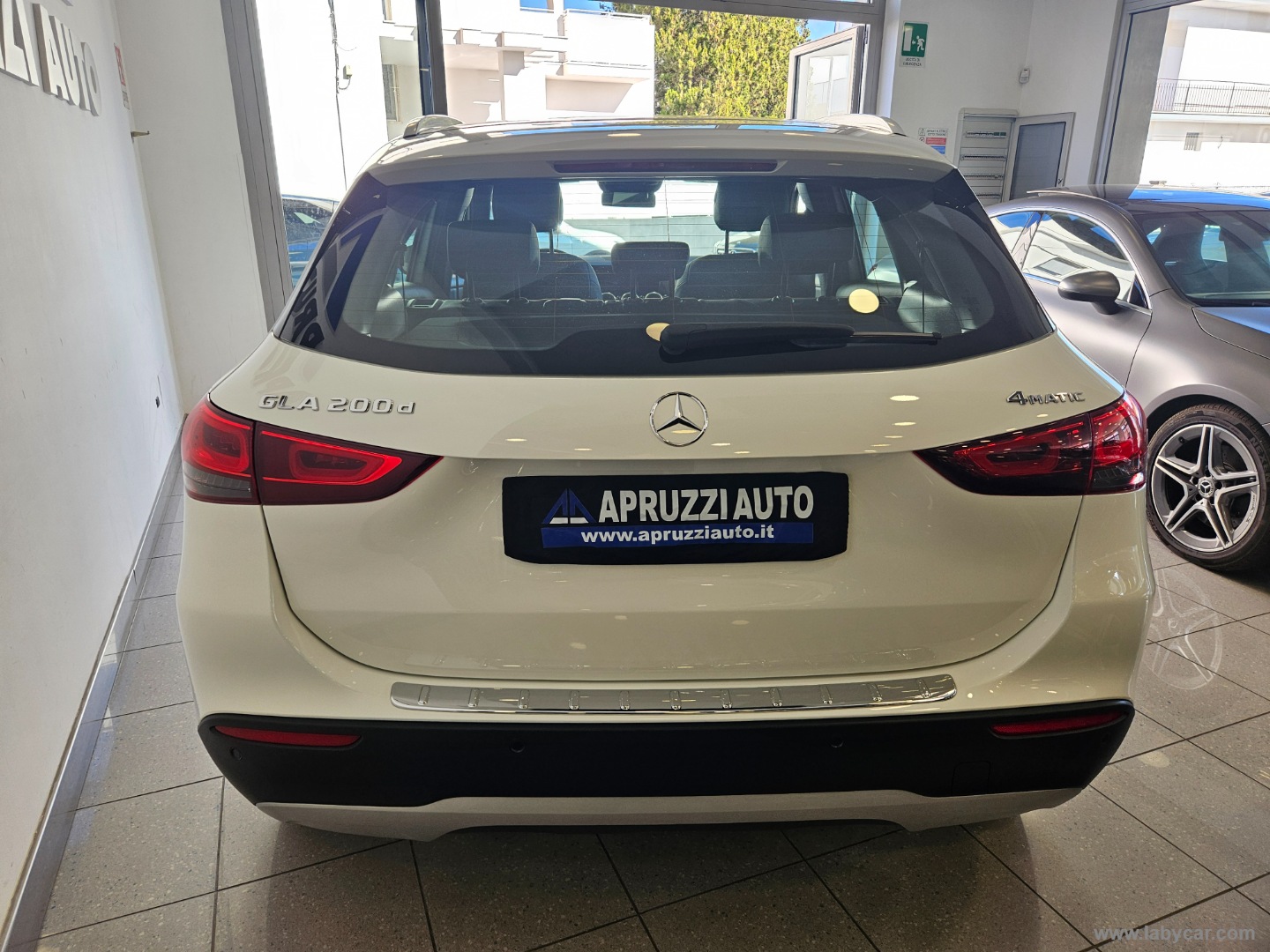 GLA 200 d Automatic 4Matic Sport - immagine 23