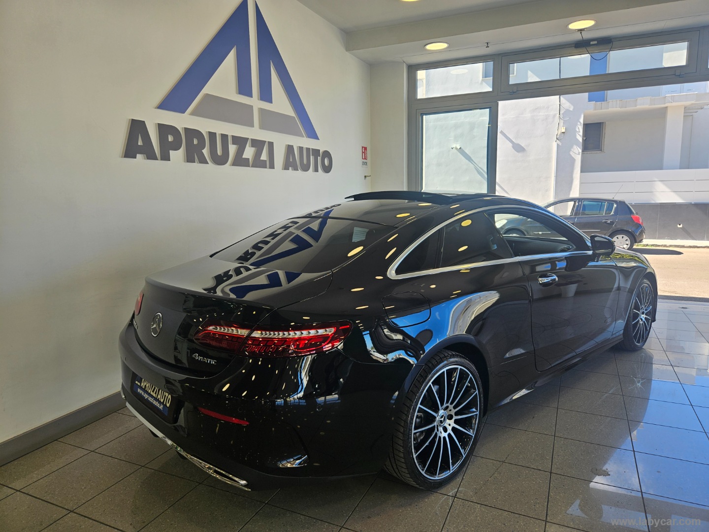 E 300 d Auto 4Matic Mild hybr. Prem. Pl. - immagine 23
