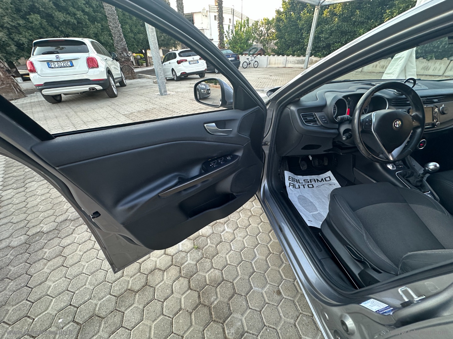 Giulietta 1.6 JTDm-2 105 CV Distinctive - immagine 23