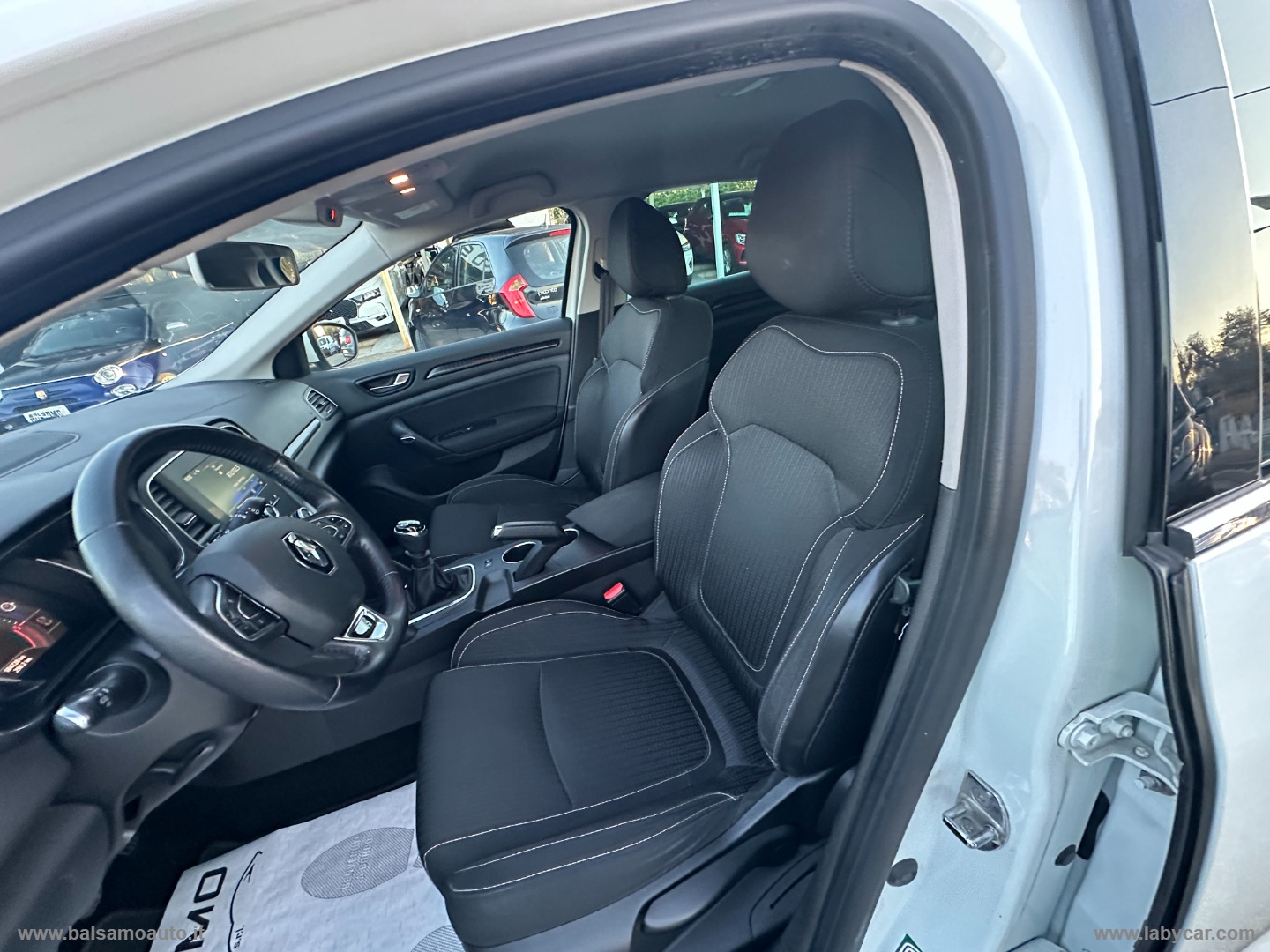 Mégane dCi 8V 110 CV Energy Intens - immagine 23