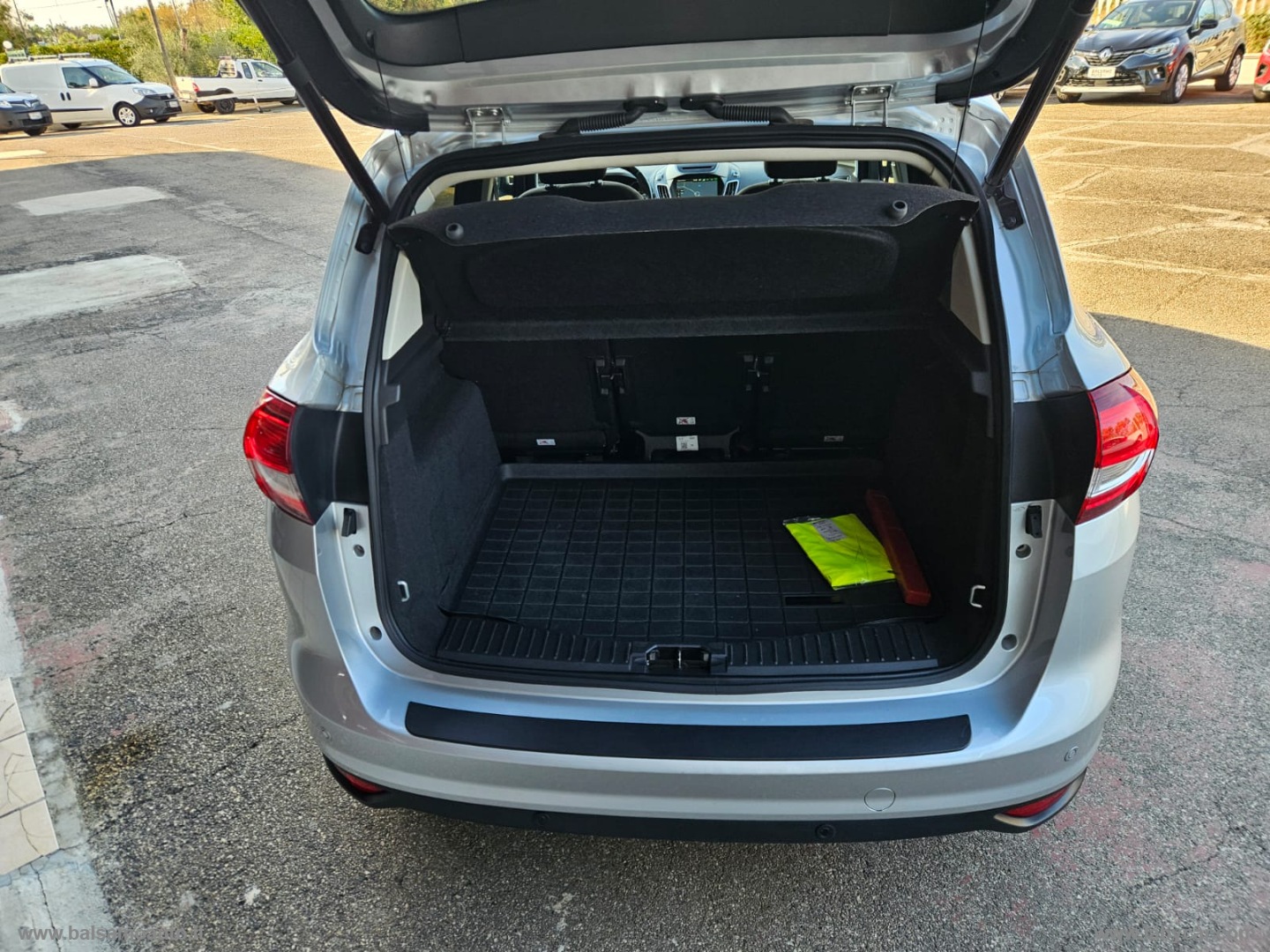 C-Max 1.5 TDCi 120 CV S&S Titanium - immagine 23