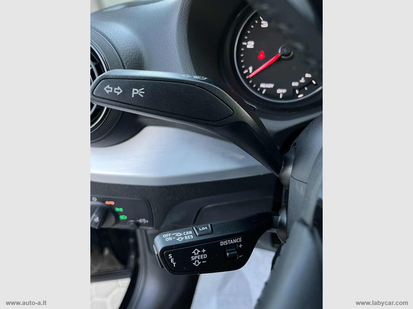 Q2 30 TDI S tronic Admired - immagine 23