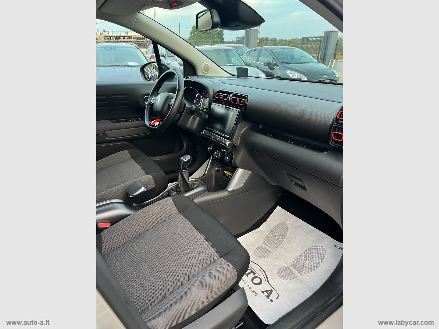 C3 Aircross BlueHDi 100 Shine - immagine 23