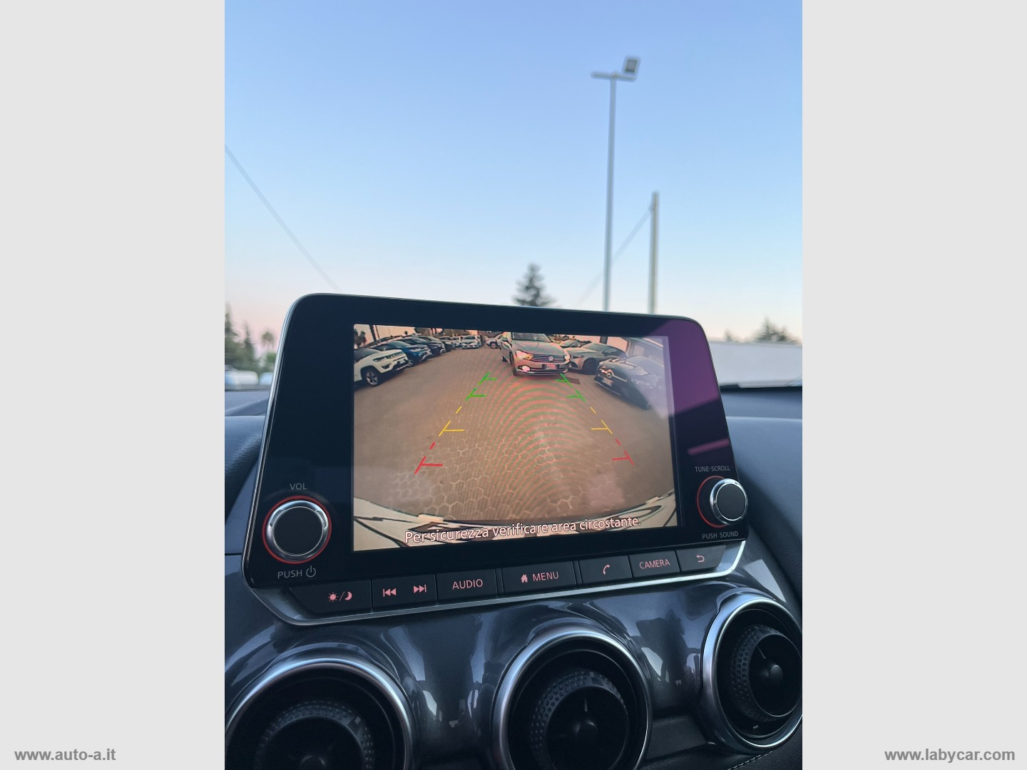 Juke 1.0 DIG-T 114 CV N-Connecta - immagine 23
