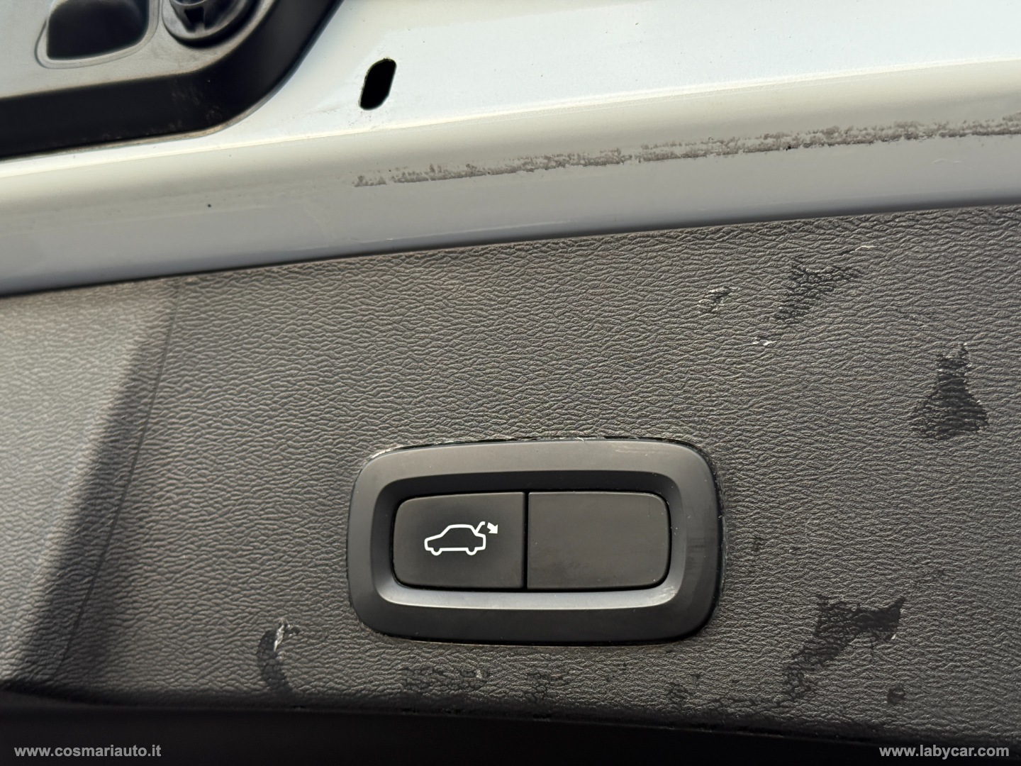 XC40 D3 AWD Geartronic R-design N1 TETTO/GANCIO - immagine 23