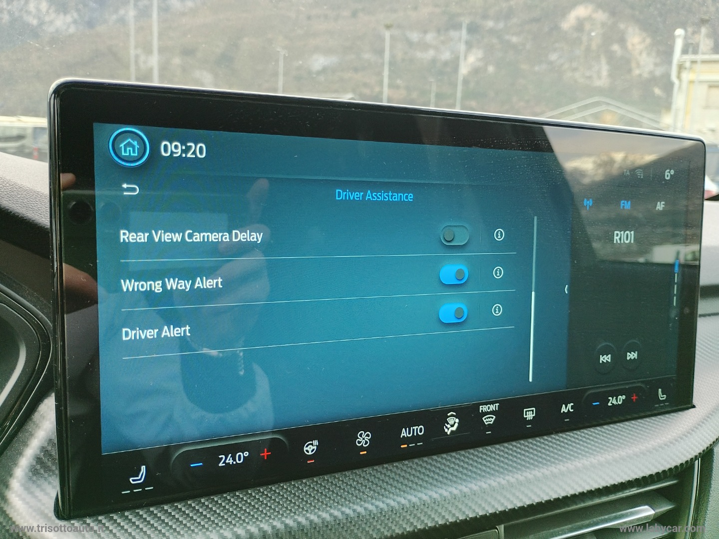 Kuga 2.5 Full Hybrid 151CV - immagine 23