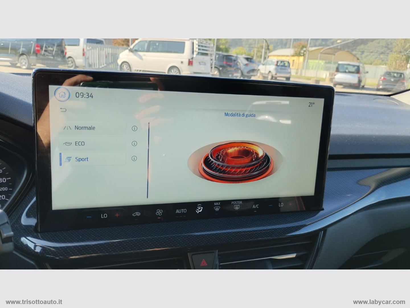 Focus 1.0 EcoBoost Hybrid 125CV Powershift SW ST-Line - immagine 23