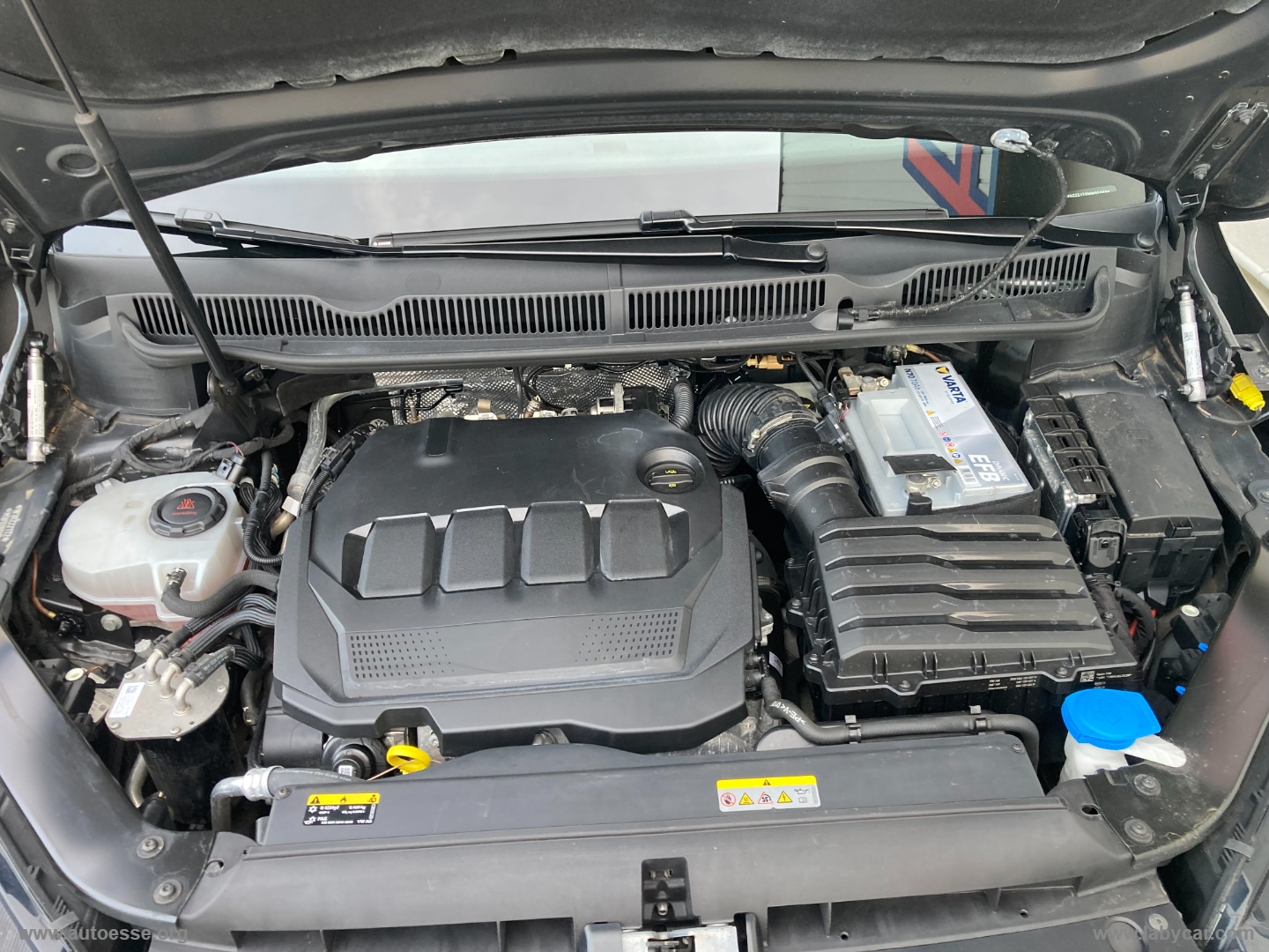 Touran 2.0 TDI 150 CV DSG Business BMT - immagine 23