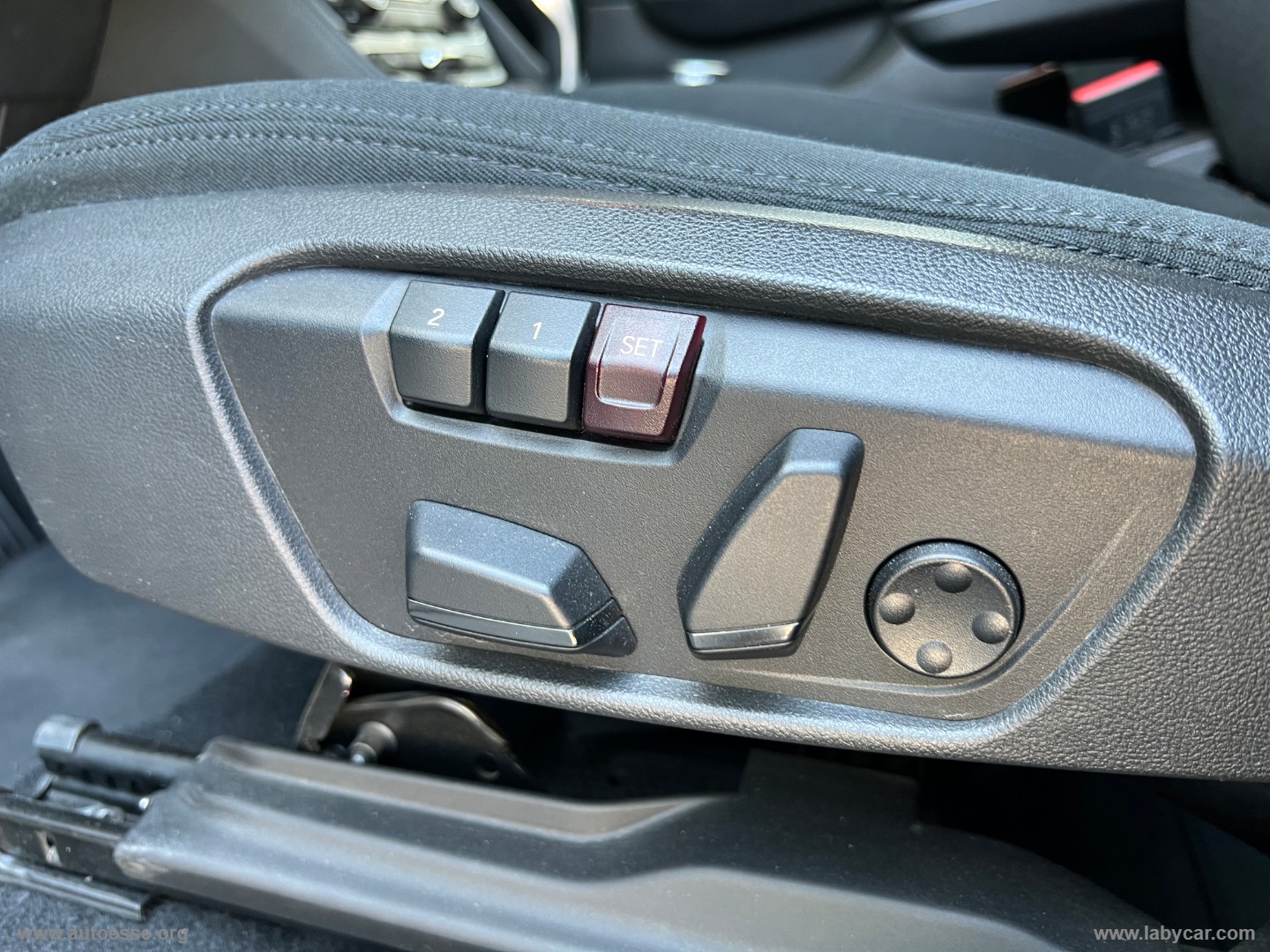 218d Active Tourer Advantage AUT. - immagine 23