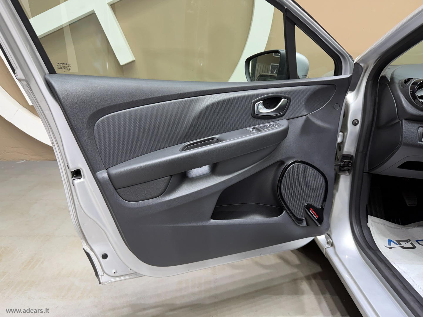 Clio dCi 8V 75 CV S&S 5p. Energy Zen *NEOPATENTATI* - immagine 23