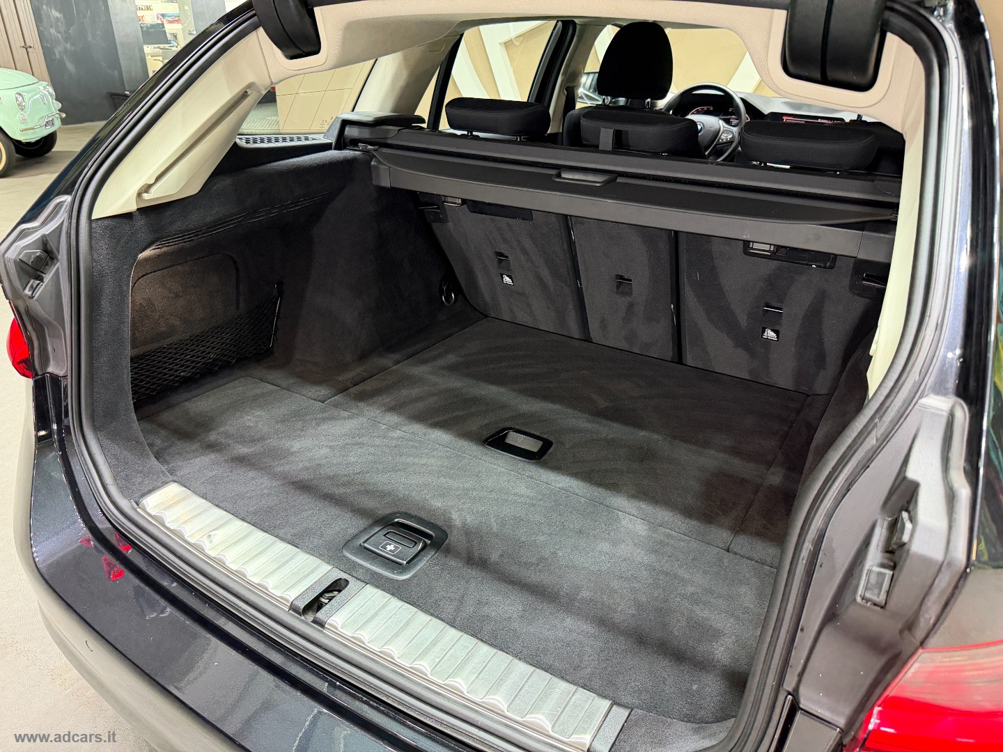 318d Touring Business Advantage *LED*CLIMA 3 ZONE* - immagine 23