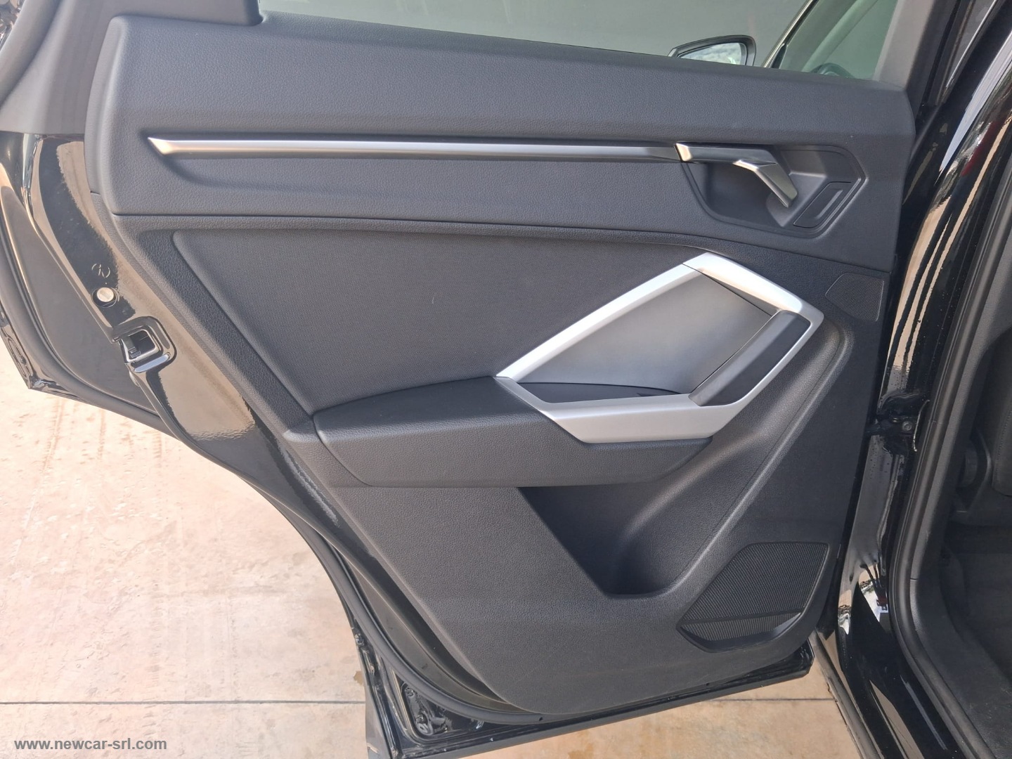 Q3 SPB 35 TDI S tronic Identity Black - immagine 23