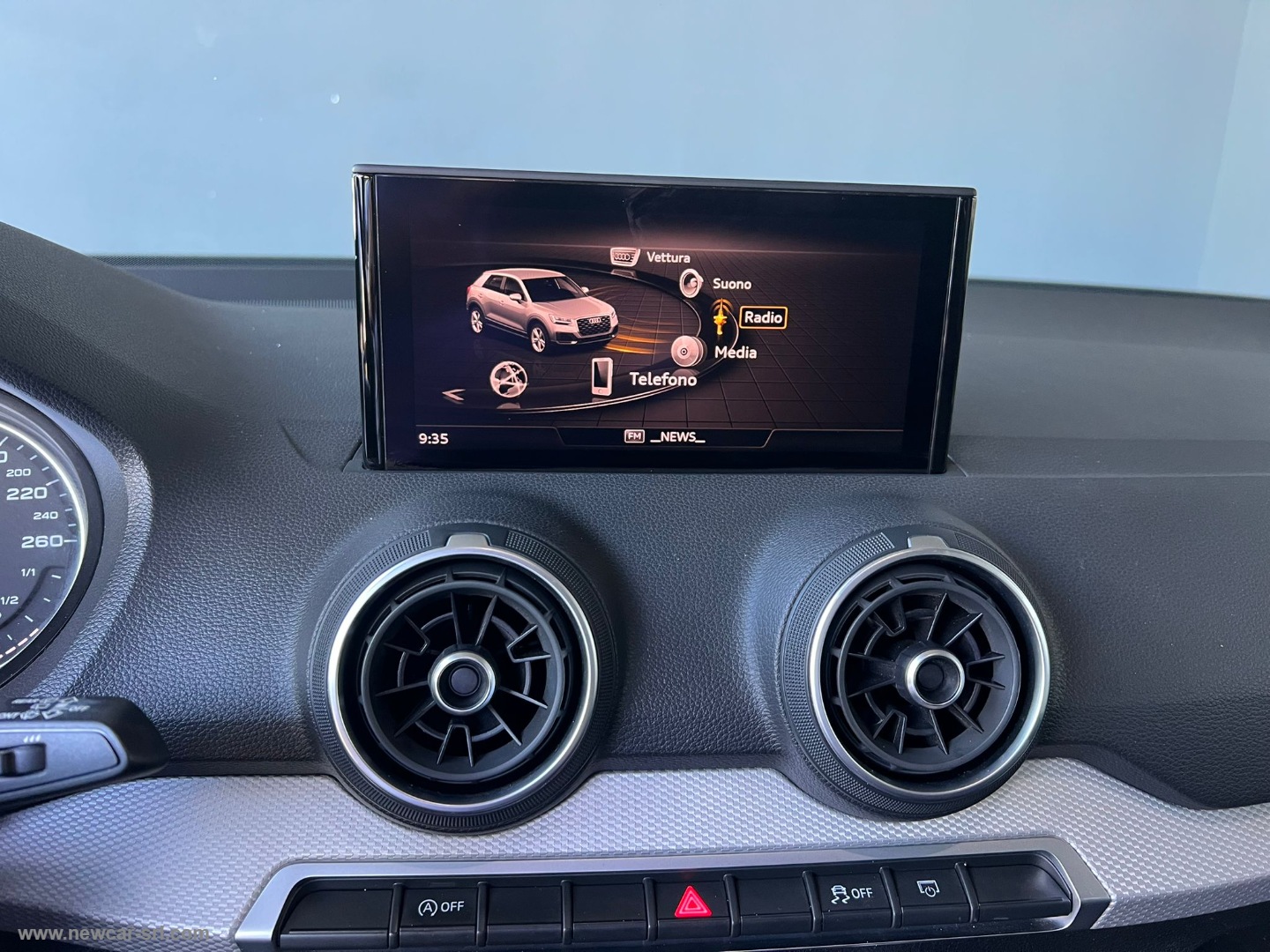 Q2 30 TDI S tronic - immagine 23