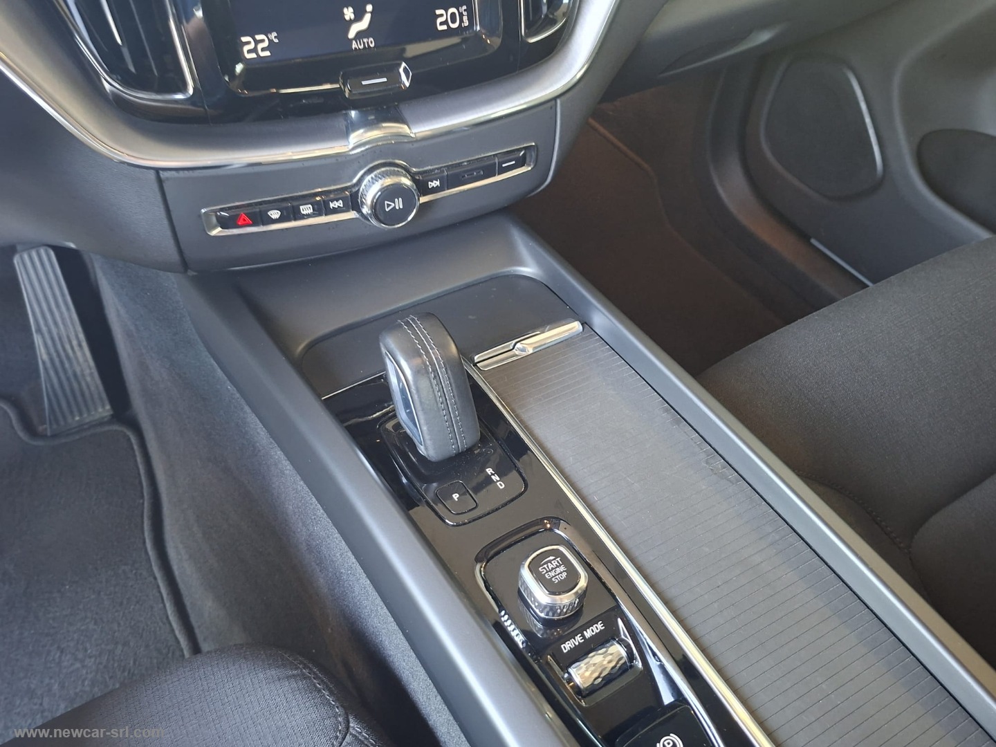 XC60 B4 Geartronic Momentum - immagine 23