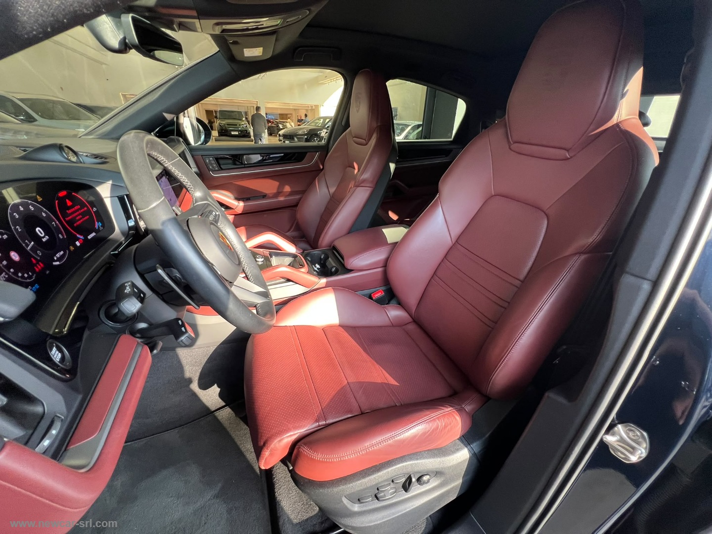 Cayenne Coupè 3.0 V6 - immagine 23