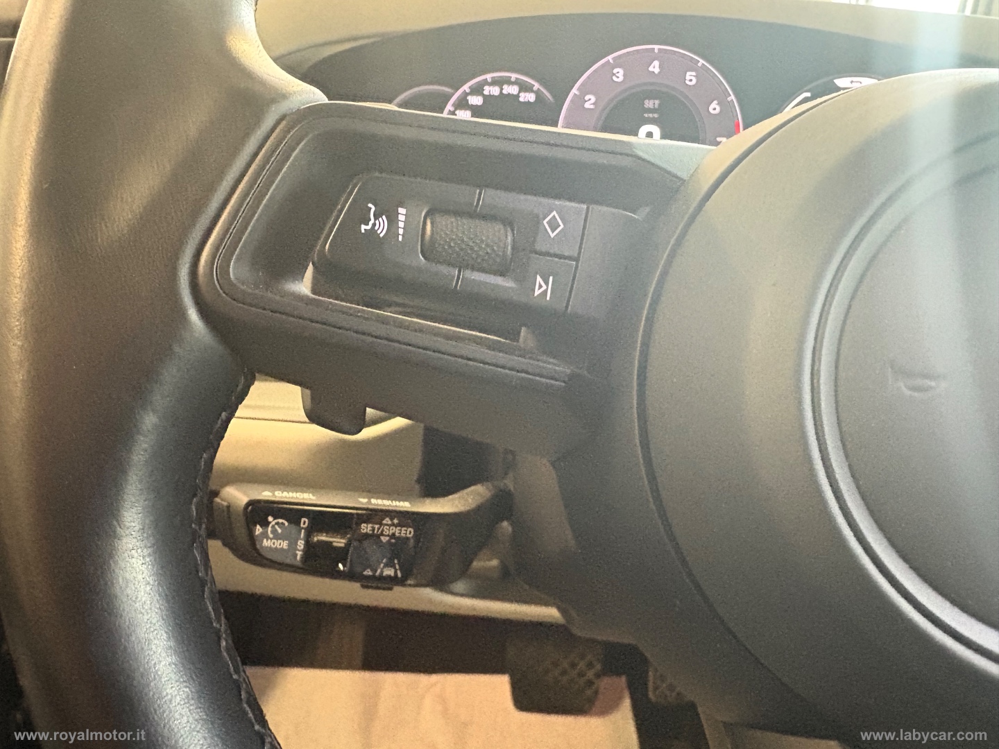 Cayenne Coup? 3.0 V6 E-Hybrid - immagine 23