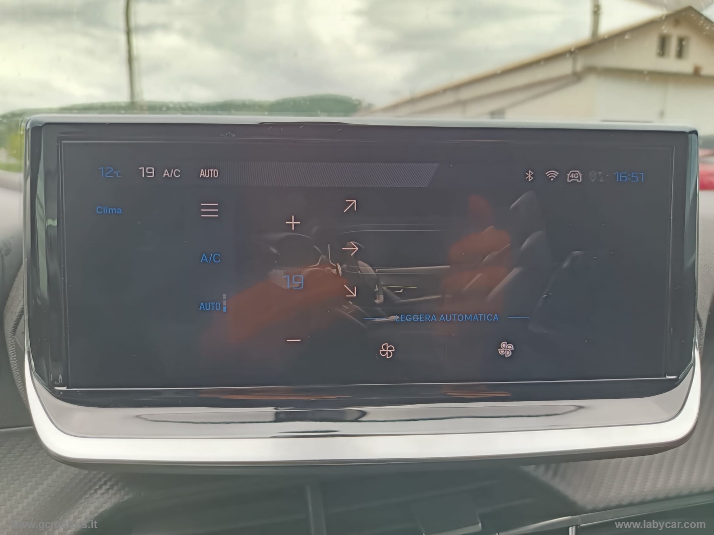 Peugeot 2008 2008 PureTech 130 S&S EAT8 Allure - Immagine 23