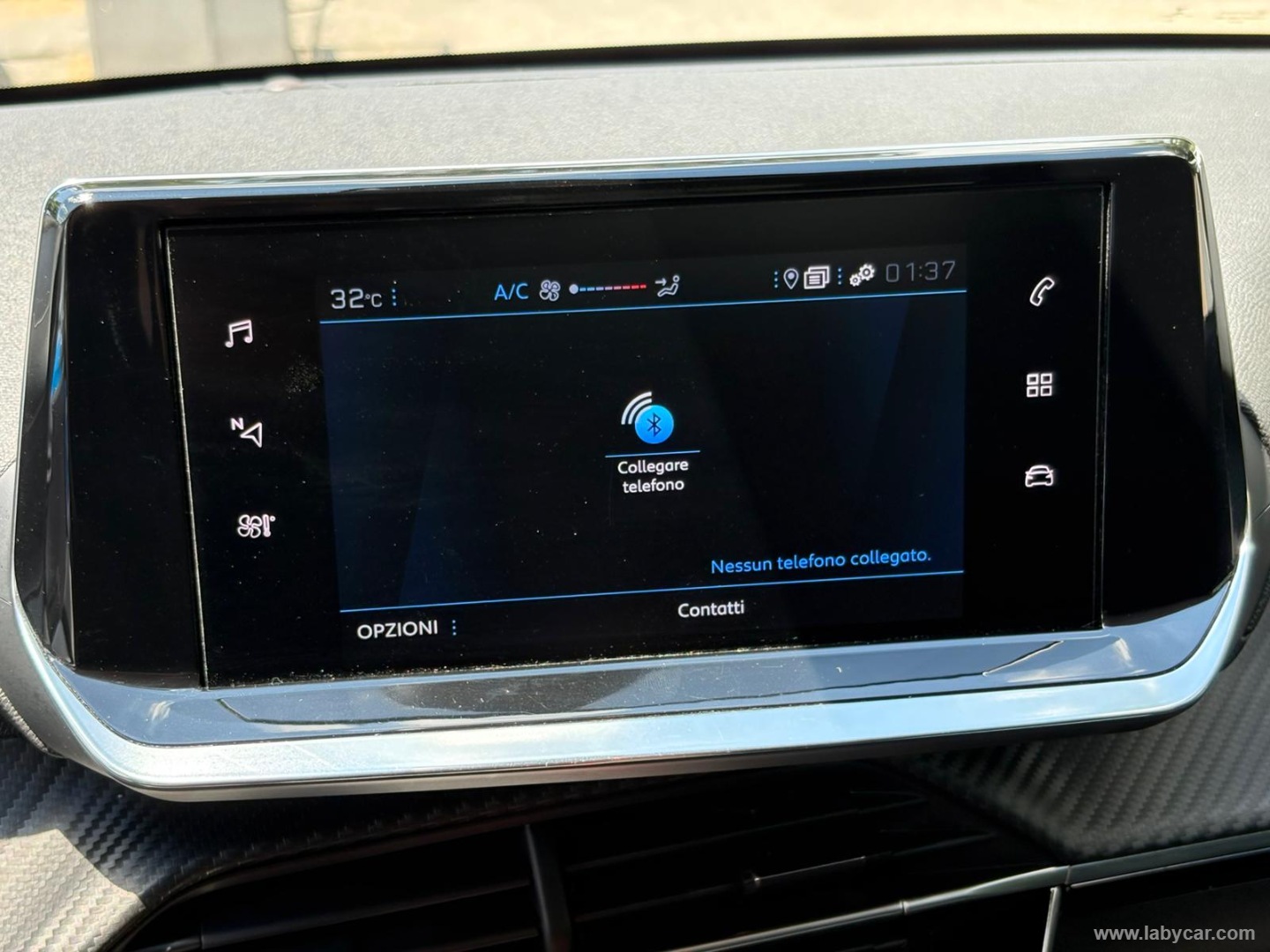 Peugeot 208 BlueHDi 100 S&S 5p. STYLE - Immagine 23