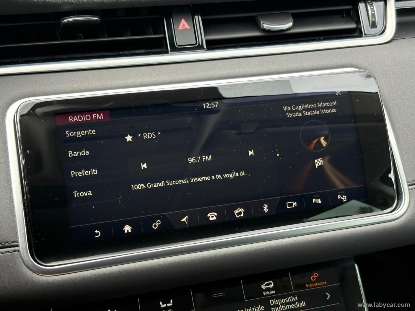 RR Evoque 2.0D L.Flw 150 AWD Auto SE - immagine 23
